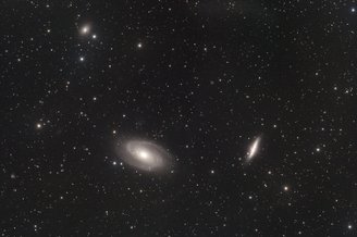 Messier 81 und 82 – Bodes Galaxie und Zigarrengalaxie im Großen Bären