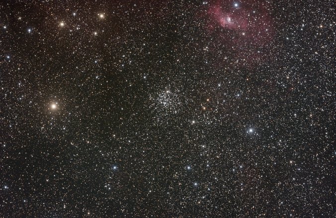 Messier 52 – Offener Sternhaufen in der Kassiopeia