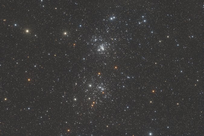 NGC 869 – h Persei, Teil des Doppelsternhaufens im Sternbild Perseus